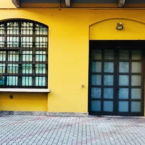https://casa-marghera-24.italymilanhotels.net