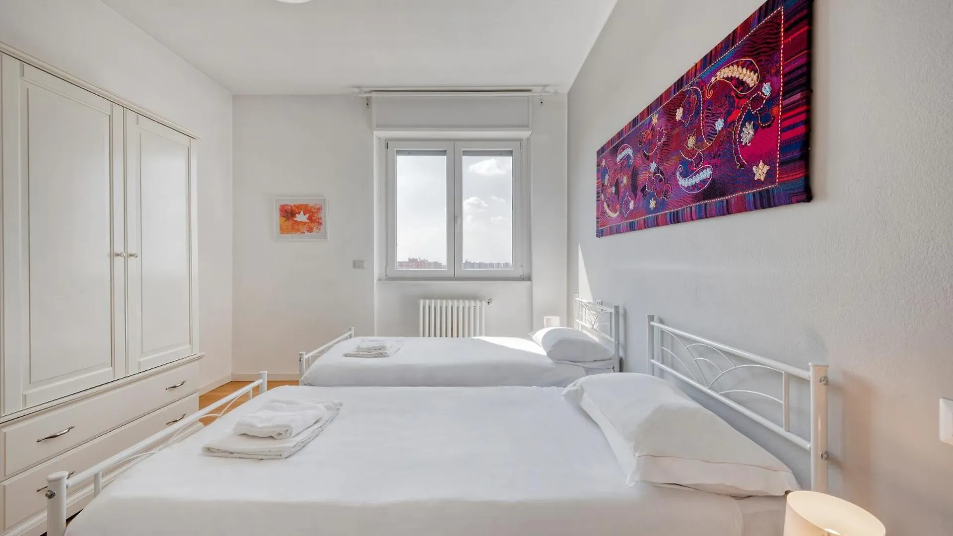 Omodeo, 19 - Ampio E Panoramico Apartment Milan