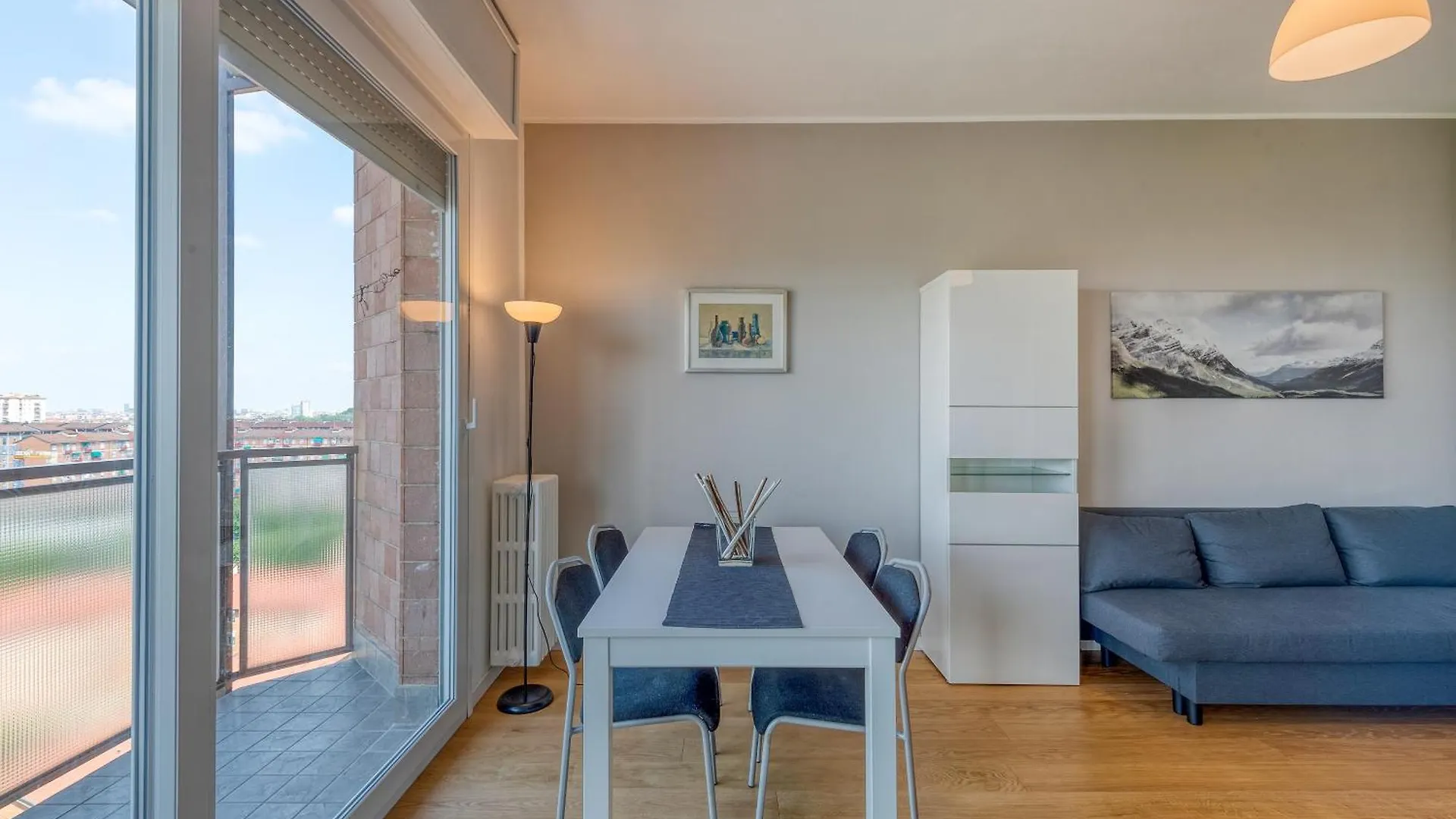 Omodeo, 19 - Ampio E Panoramico Apartment Milan Italy