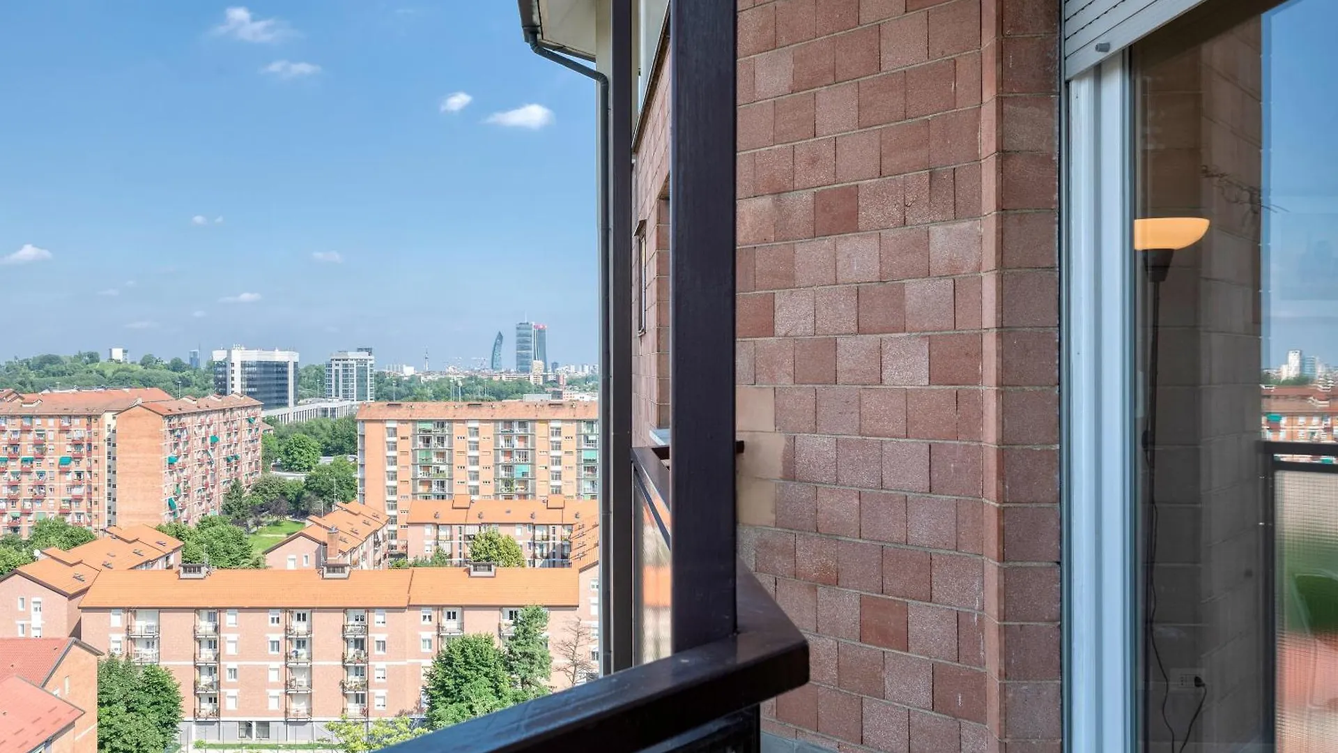 Omodeo, 19 - Ampio E Panoramico Apartment Milan